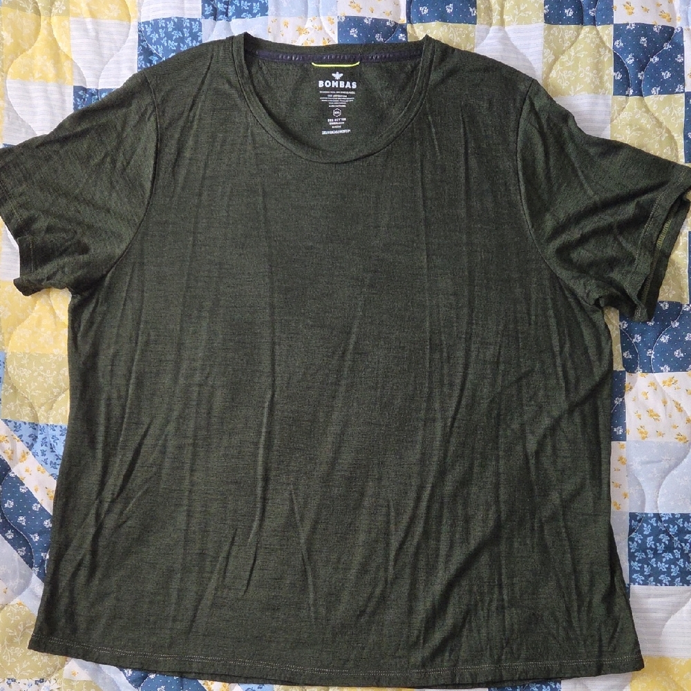 Bombas Dark Green Short Sleeve Tee